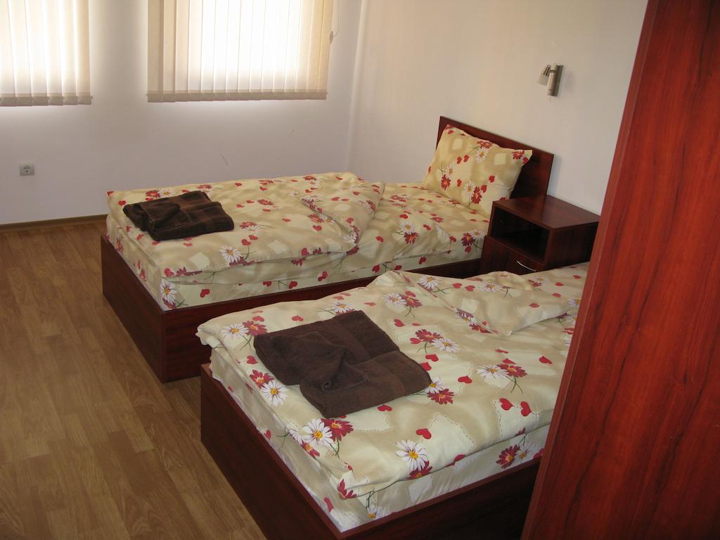 Krasi Apartments In Zornitsa Complex Stoykite Zimmer foto